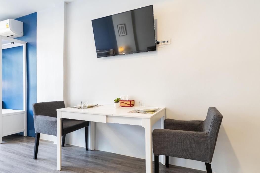 Cozy Studio 1 In Sathorn, Bts Saint Louis Bangkok Bagian luar foto